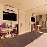 Nuu Motel